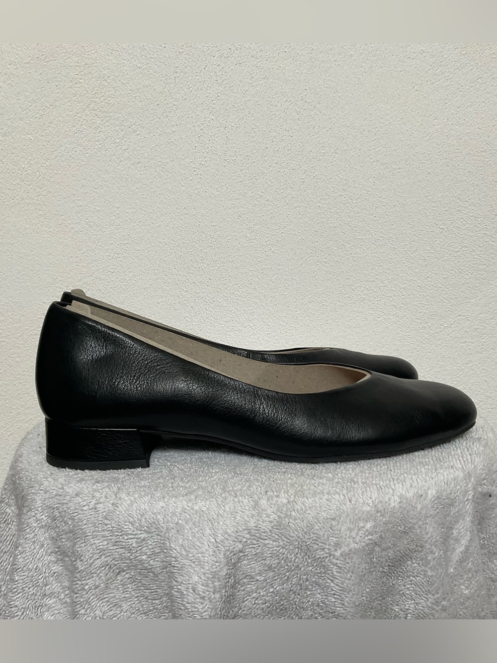 NIB Brioso Muriel Black Leather Dynamic Response Footbed Heels Size 9.5